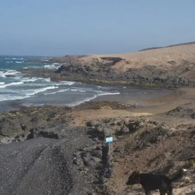 Outdoor sex in Playa Los Tres Peos